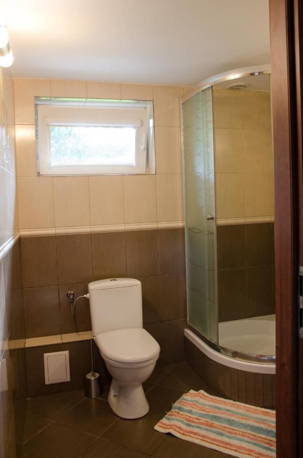 Pod Debami Villa Wadowice Exterior foto