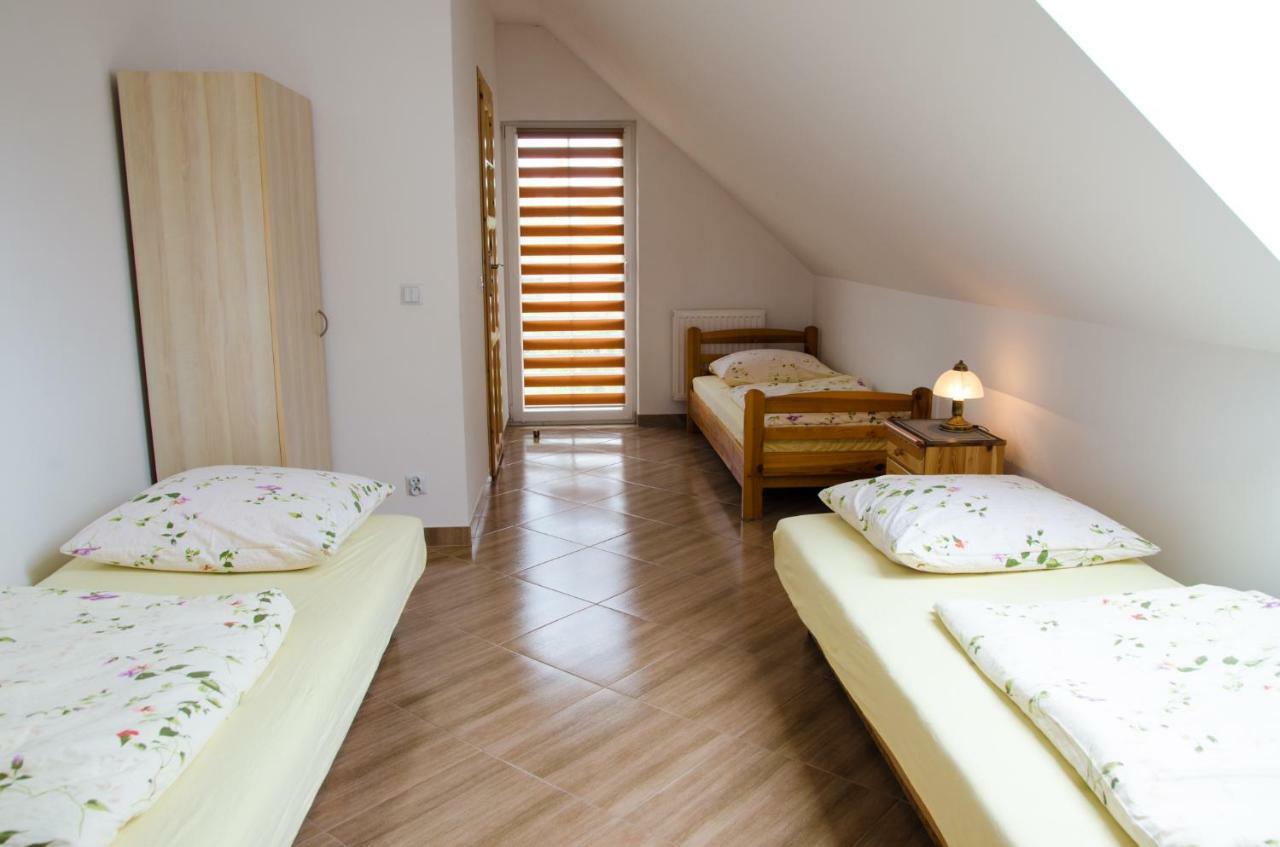 Pod Debami Villa Wadowice Exterior foto